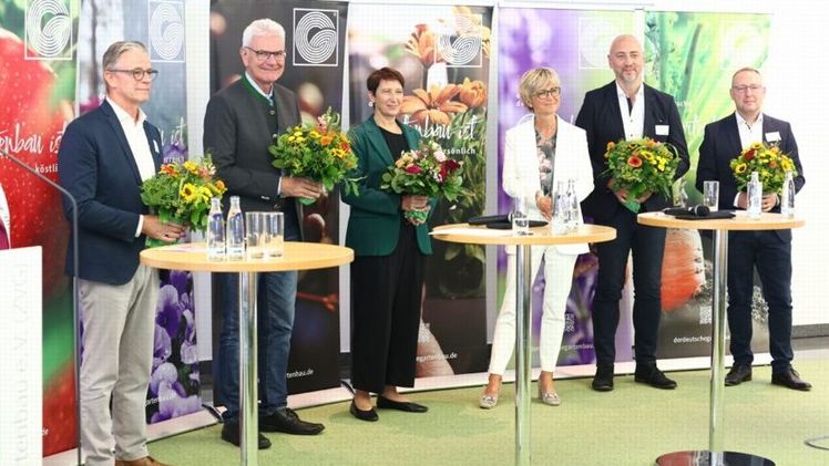 v.l.: Frank Werner, Artur Auernhammer, Silvia Bender, Eva Kähler-Theuerkauf, Reinhard Steinhilber, Stefan Schulz. Bild: ZVG/ Rafalzyk.