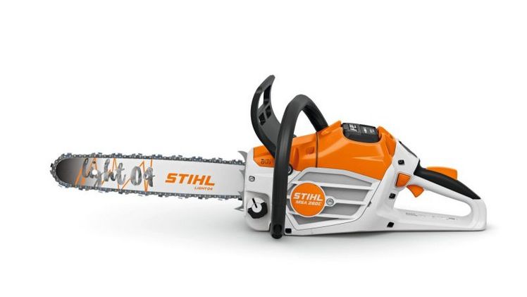 Die neue Profi-Akkusäge STIHL MSA 260 C-O zeichnet sich durch hohe Leistung bei zugleich kompakter Bauform und geringem Gewicht aus. Damit eignet sie sich optimal für die professionelle Durchforstung und Pflege von Schwachholz. Bild: STIHL.