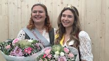V.l.n.r.: Emelie Lanz (Bodensee-Apfelprinzessin 2026/2028) und Anna Steffelin (Bodensee-Apfelkönigin 2026/2028). Bild: Obst vom Bodensee Marketing GmbH, Julia Leiber.