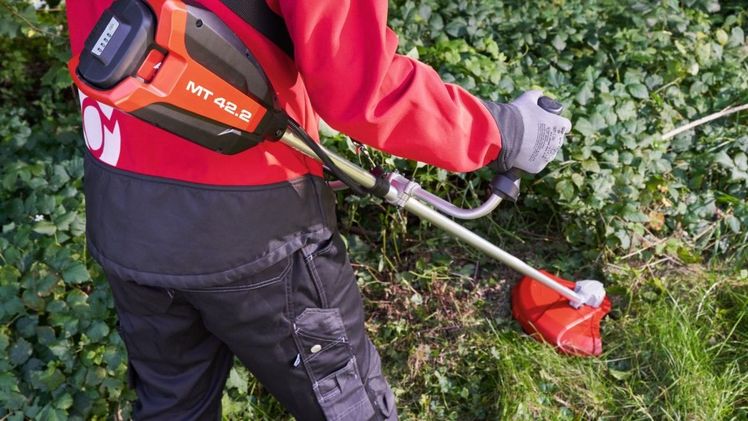 Die neuen solo by AL-KO Multitools und die neue solo by Al-KO Motorsense. Bild: AL-KO.