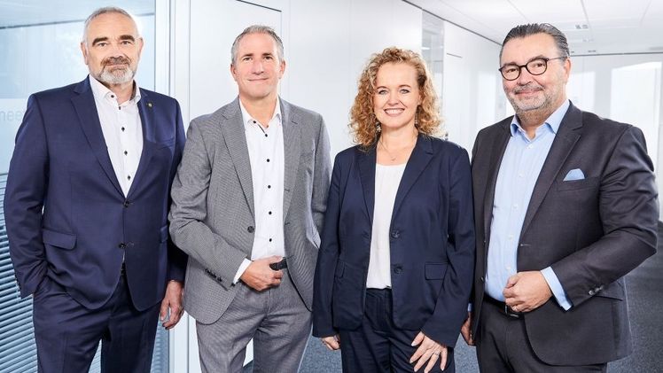 v.l.n.r. Anton Staals, Mario Bildat, Andrea Strein, Stephan Engster. Bild: COMPO.