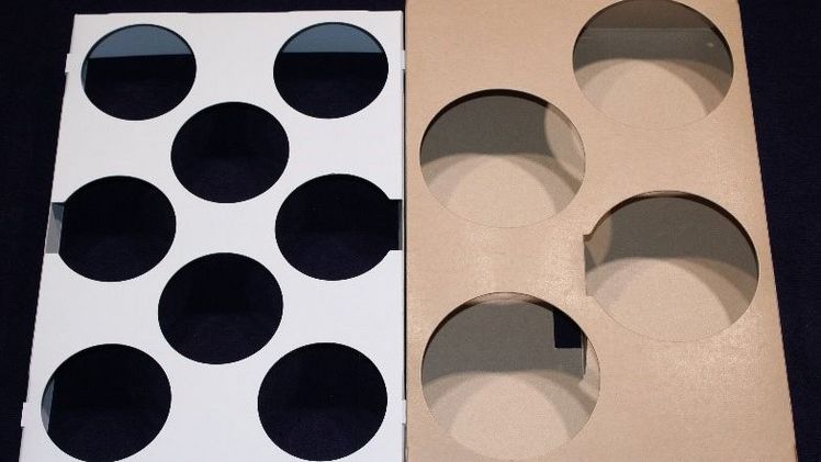 Recycelbare Alternative zu Einwegtransportpaletten aus Kunststoff: Kartons aus Vollpappe. Bild: Dr. Paul Lampert.