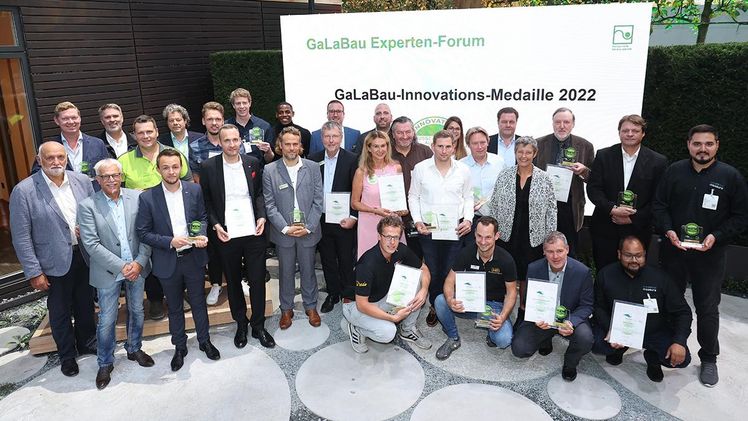 Die 20 Gewinnerinnen und Gewinner des BGL-Innovationspreises 2022. Bild: BGL.