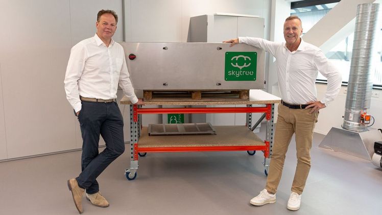Steven van Nieuwenhuijzen, CEO von Horticoop (links) und Rob van Straten, CEO von Skytree. Bild: Horticoop.