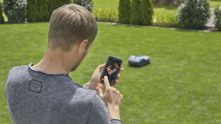 GARDENA Mähroboter smart SILENO mit LONA-Technologie. Bild: GARDENA.