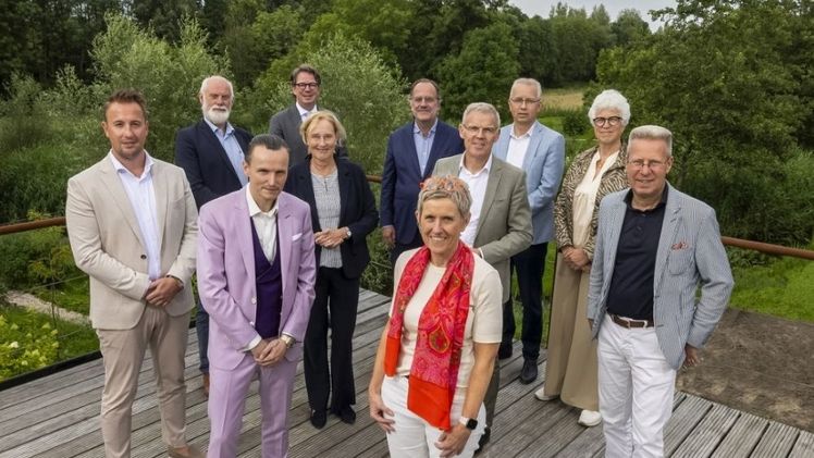 Der Expertenausschuss für die 20. Ausgabe des Hillenraad100. Bild: Hillenraad100.