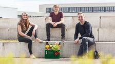 Regioshopper-Gründungsteam: Katharina Rehme-Schlüter (von links), Julian Hörnschemeyer und Hauke Rehme-Schlüter wollen bundesweit Märkte für lokal angebaute Bio-Produkte etablieren. Bild: © Regioshopper. 