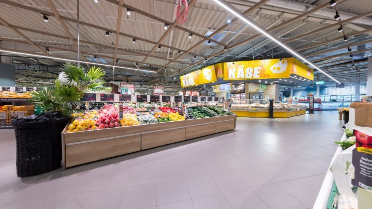 Mit mehr als 9.000 Quadratmetern Verkaufsfläche zählt der MARKTKAUF Löhne zu den größten Einkaufsstandorten der Region. Bild: © EDEKA Minden-Hannover/Christian Schwier.