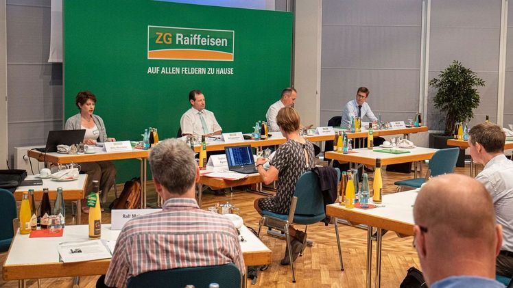 Bilanz-Pressekonferenz 2020 in der Badnerhalle in Rastatt. Bild: Ralf Peter/ZG Raiffeisen. Bilanz-Pressekonferenz 2020 in der Badnerhalle in Rastatt. Bild: Ralf Peter/ZG Raiffeisen.